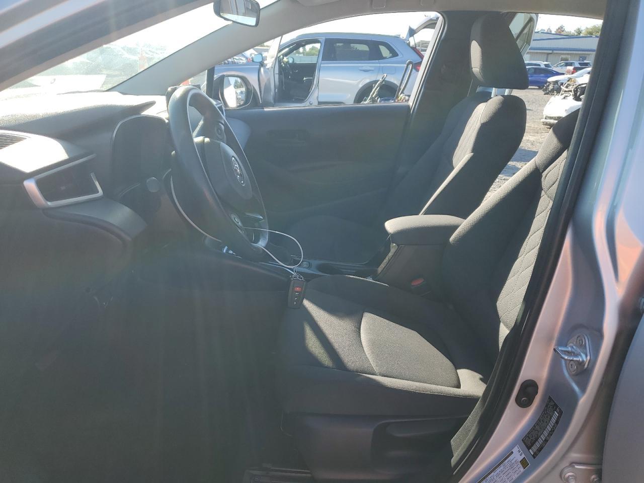 2022 Toyota Corolla Le - Фото 7