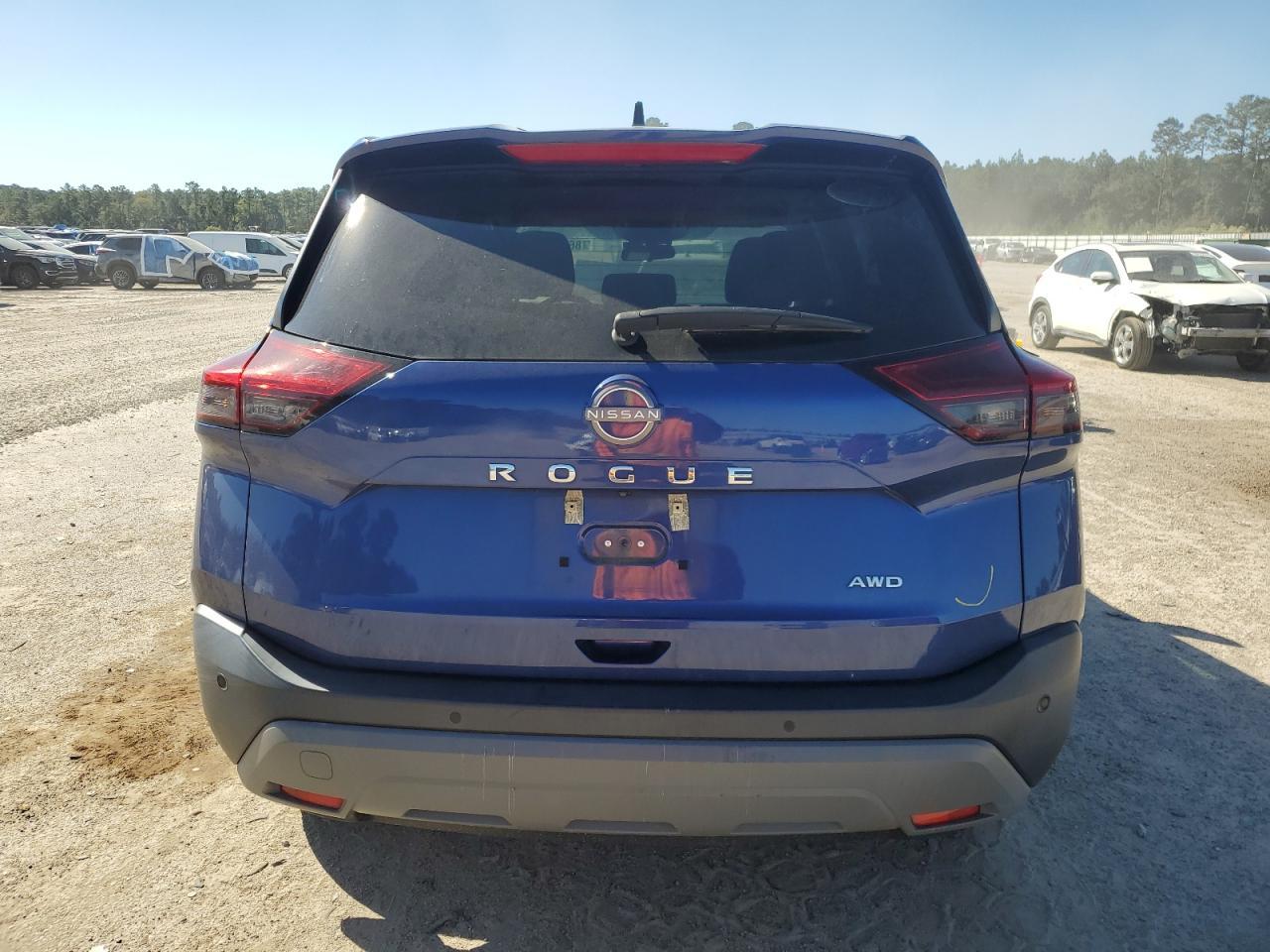 2023 Nissan Rogue S - Image 6