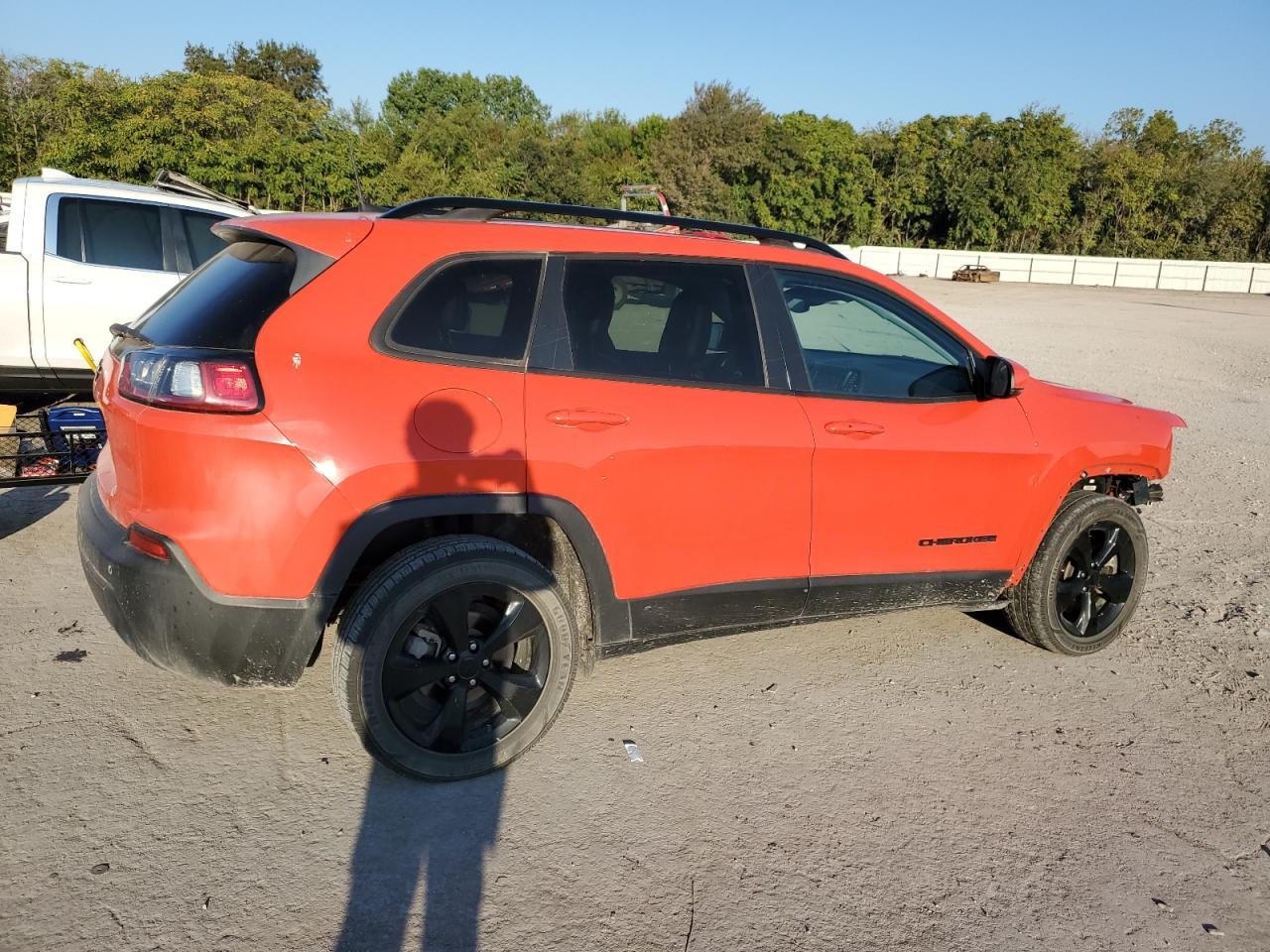 2021 Jeep Cherokee Latitude Plus - Фото 3