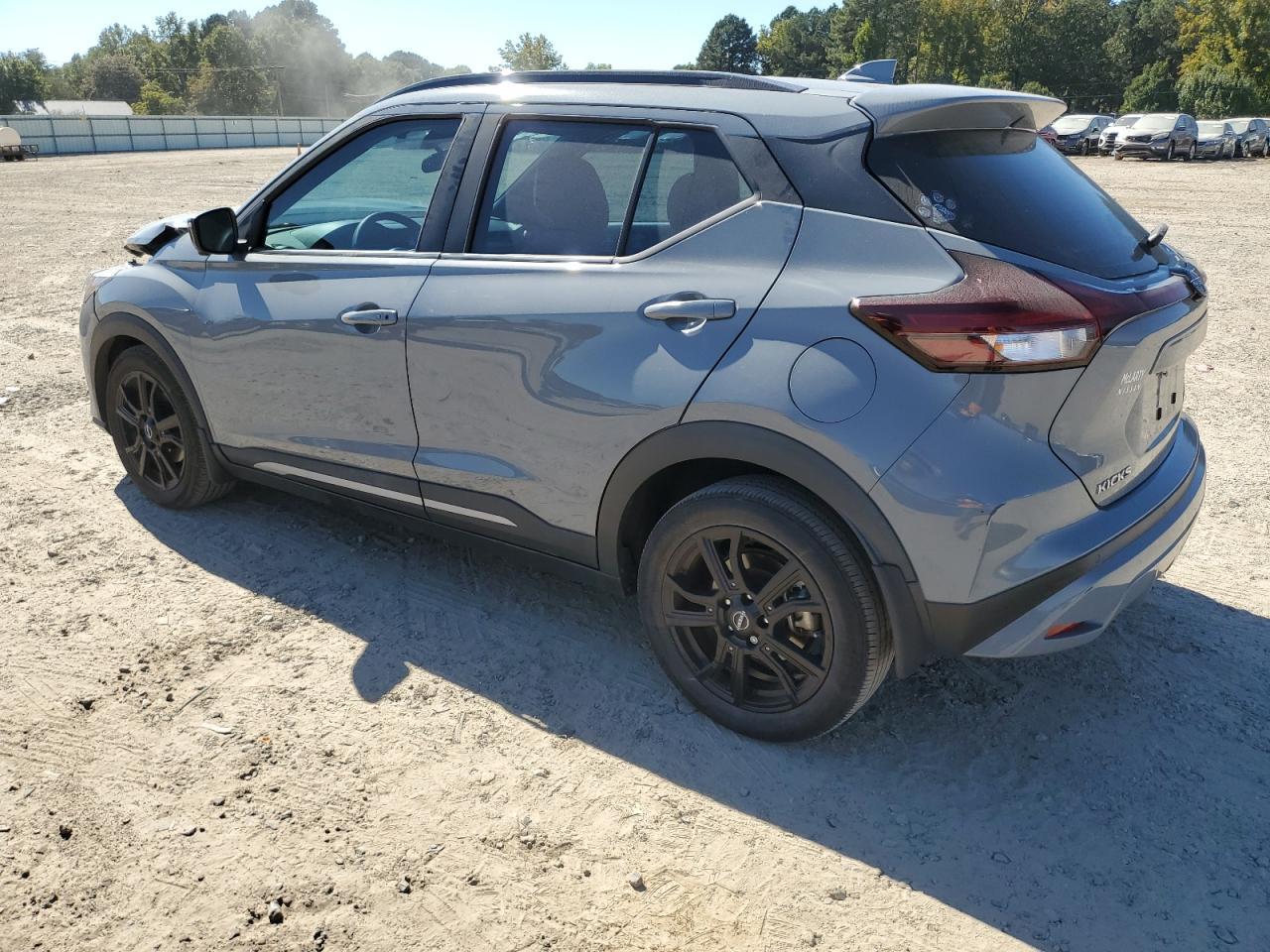 2022 Nissan Kicks Sr - Фото 2