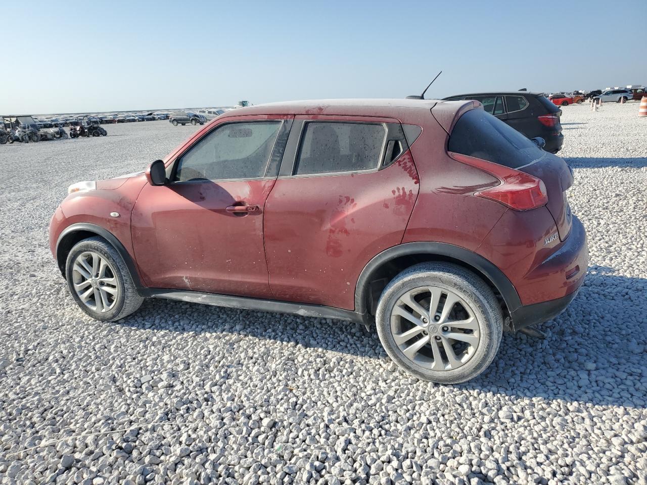 2014 Nissan Juke S - Image 2