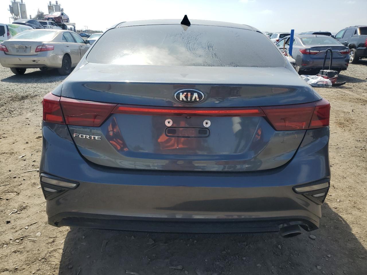2019 Kia Forte Fe - Фото 6