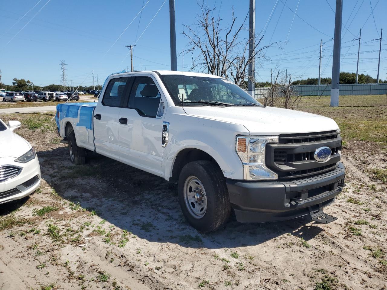 2022 Ford F250 Super Duty - Фото 4