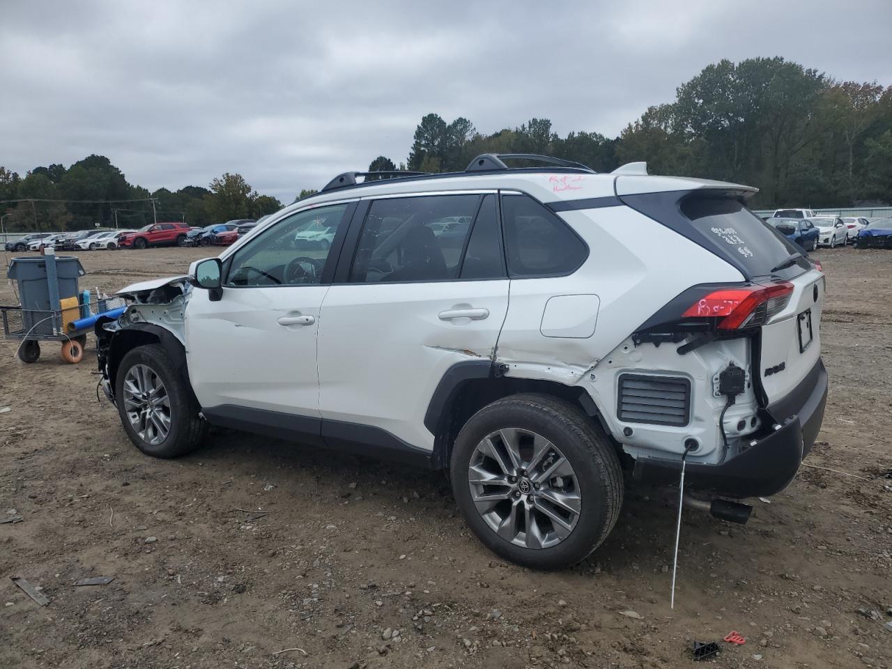 2024 Toyota Rav4 Xle Premium - Фото 2