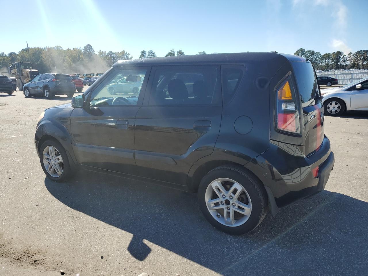 2010 Kia Soul + - Фото 2