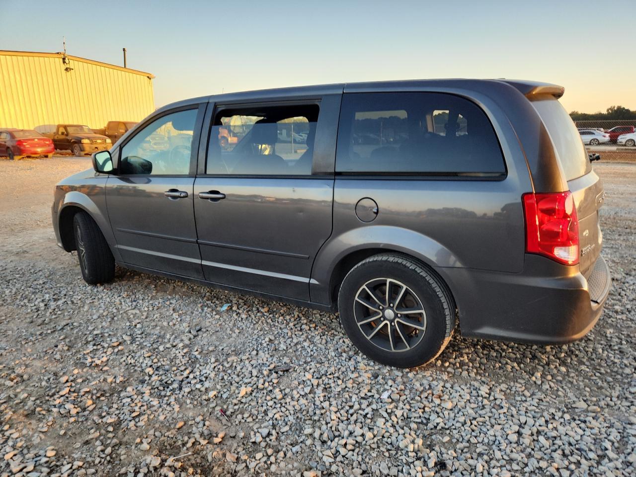 2015 Dodge Grand Caravan Se - Фото 2