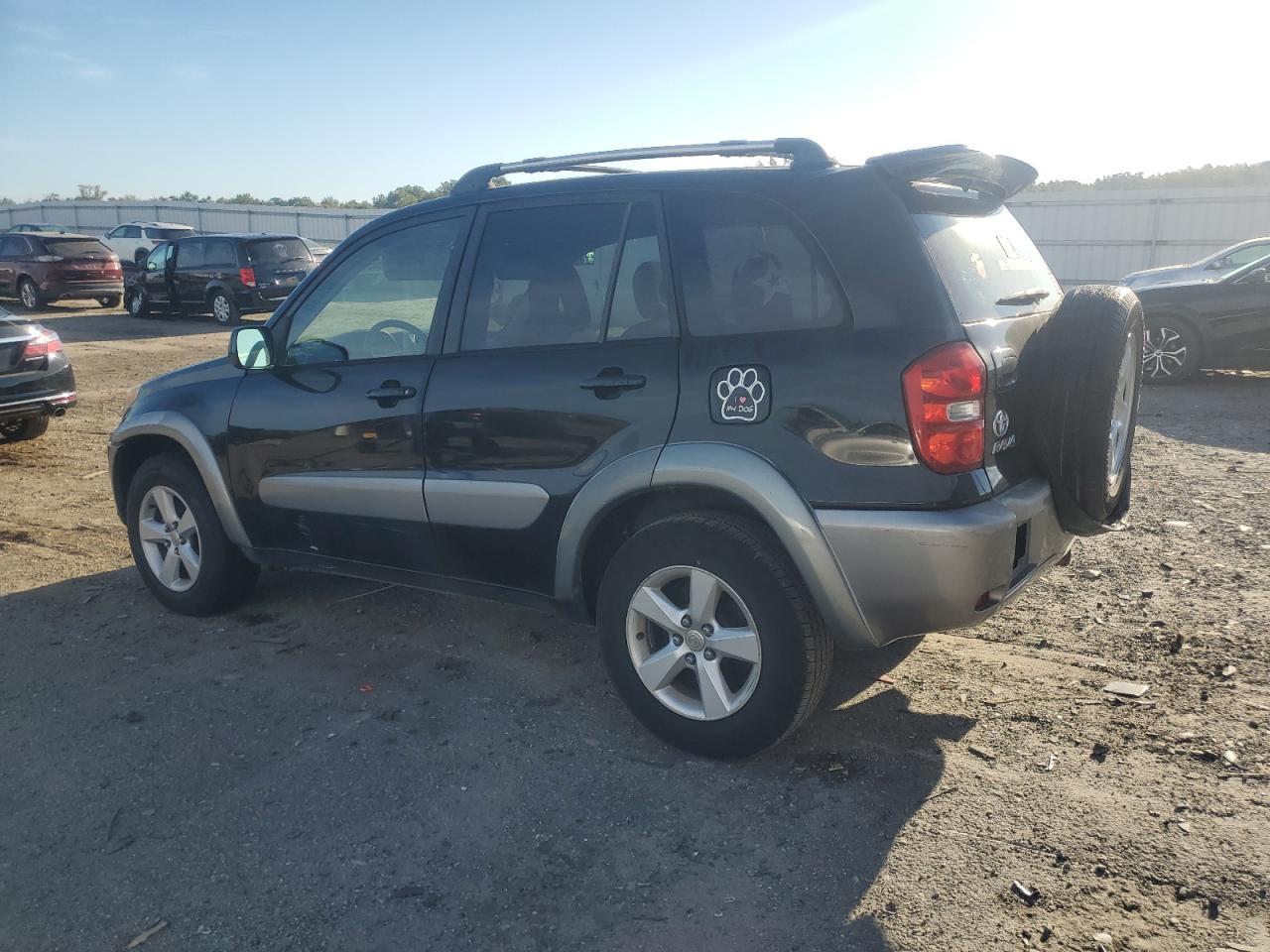 2004 Toyota Rav4 - Image 2