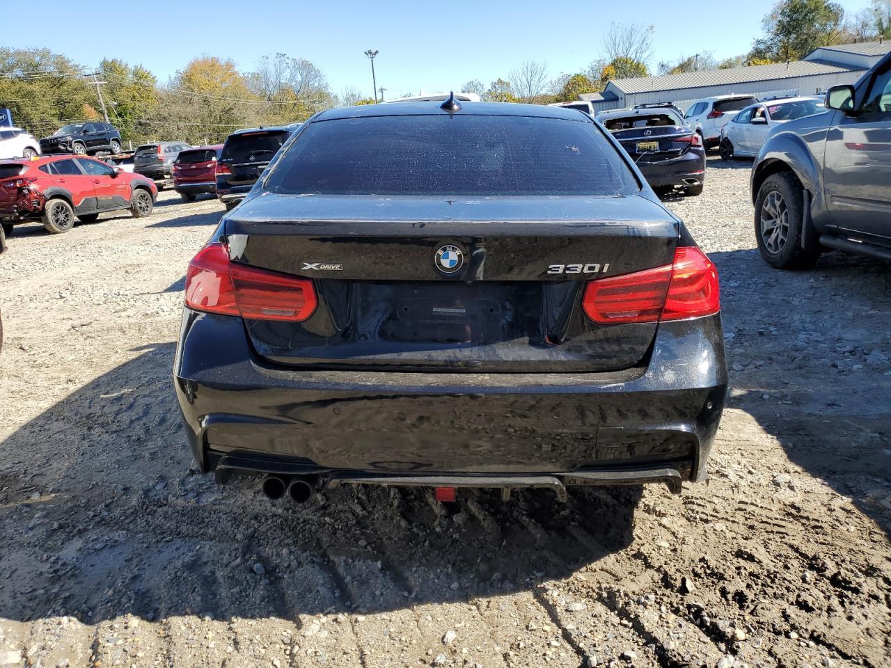 2017 BMW 3 Series - Image 6