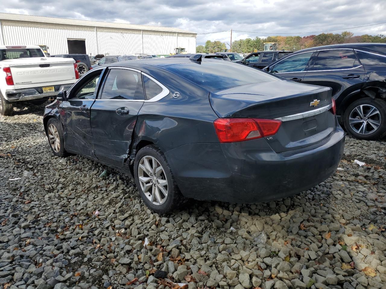 2018 Chevrolet Impala Lt - Фото 2