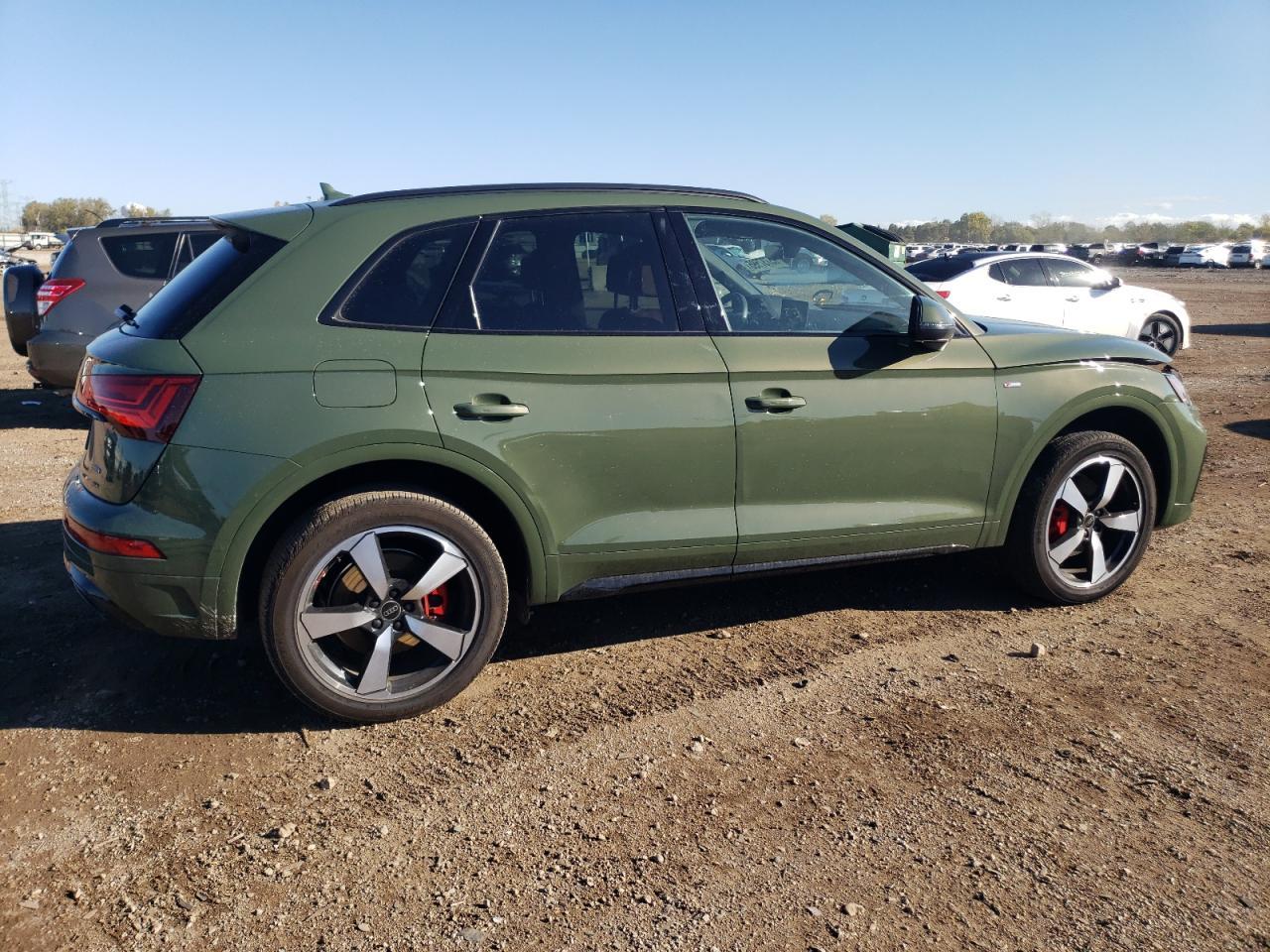 2024 Audi Q5 Premium Plus 45 - Image 3