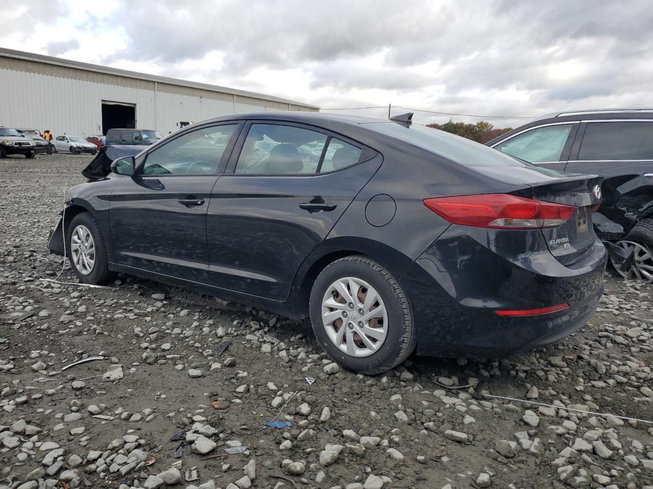 2018 Hyundai Elantra Se - Фото 2