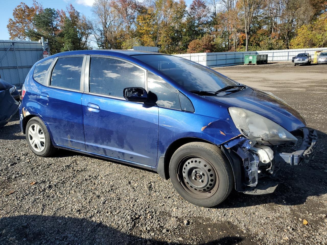 2011 Honda Fit - Image 4