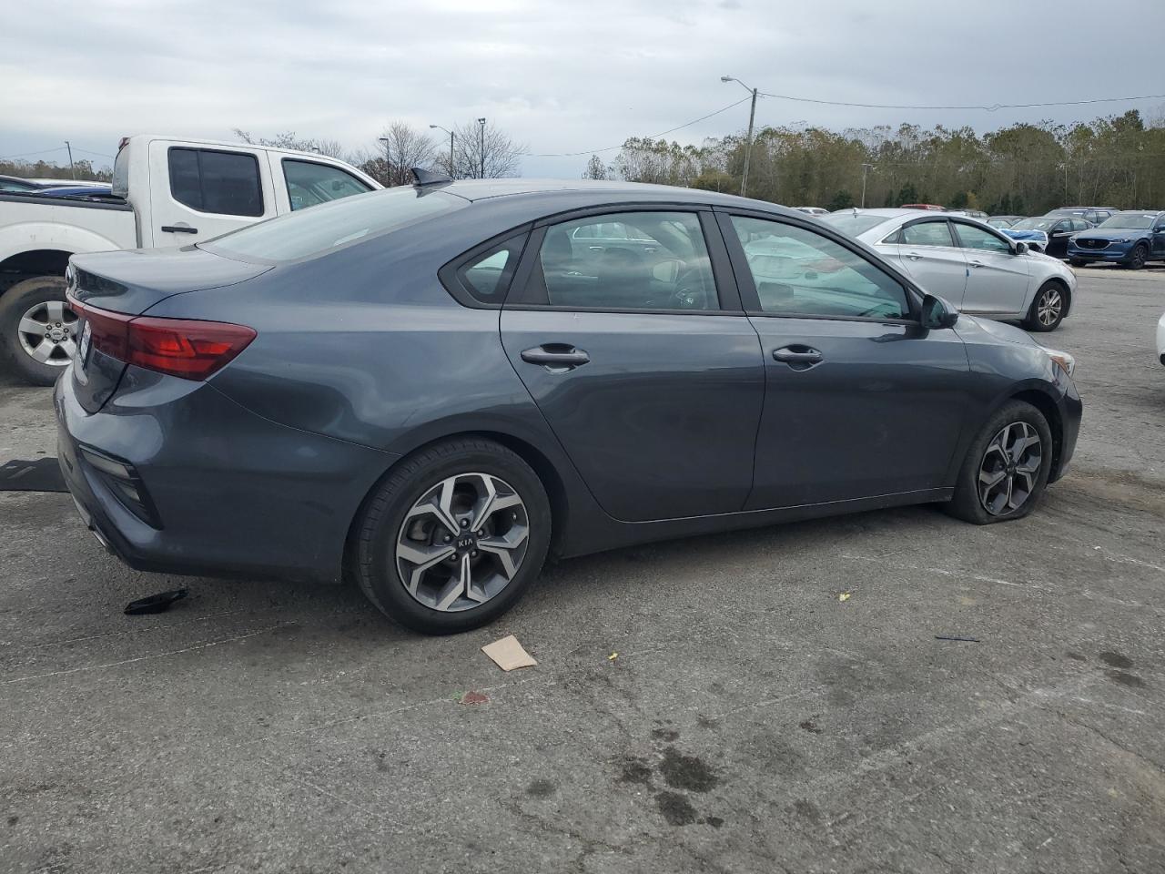 2021 Kia Forte Fe - Image 3