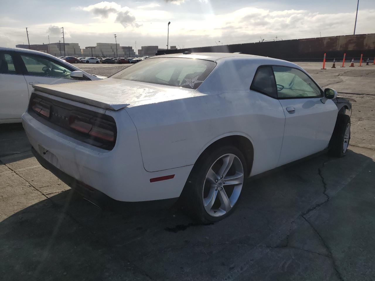 2017 Dodge Challenger Sxt - Фото 3