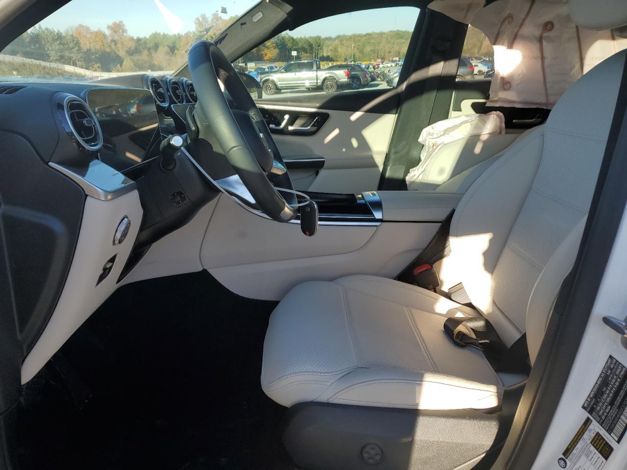 2025 Mercedes-Benz Glc 300 4Matic - Image 7