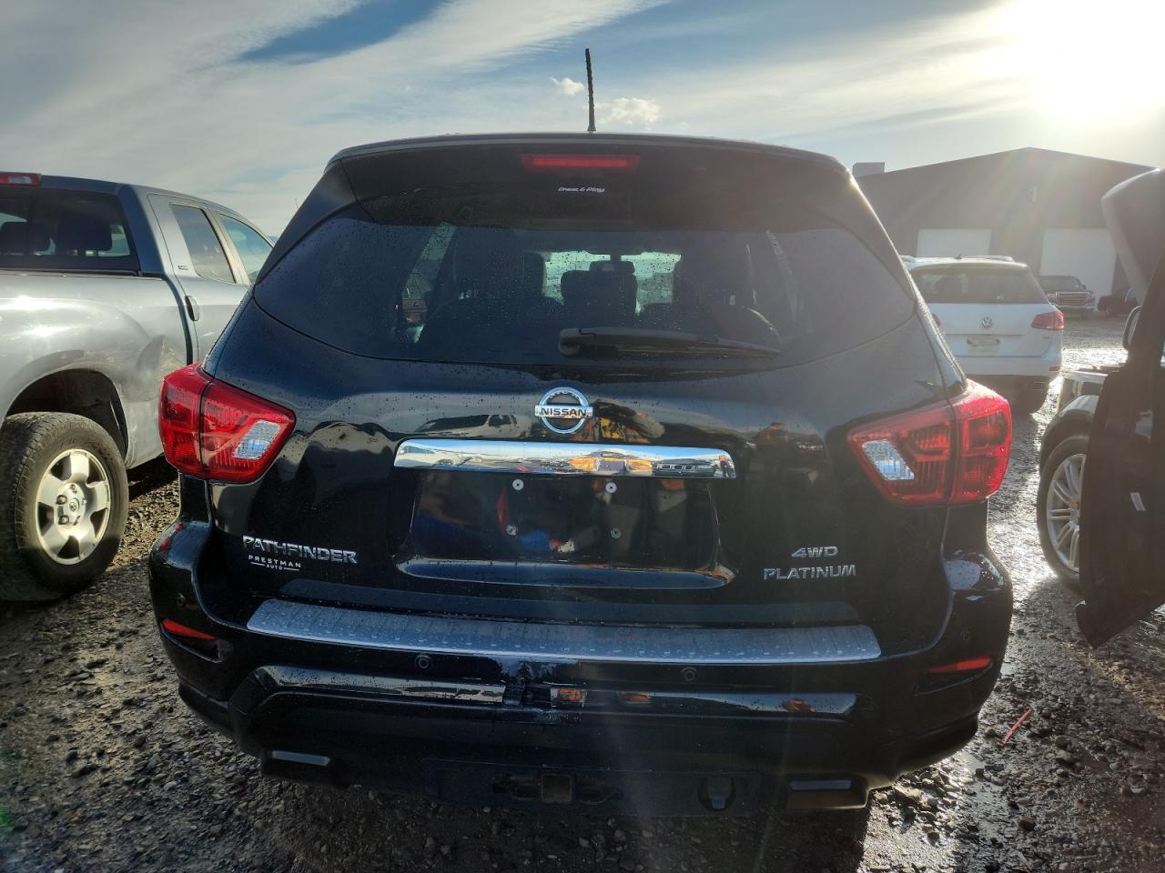 2018 Nissan Pathfinder S - Фото 6