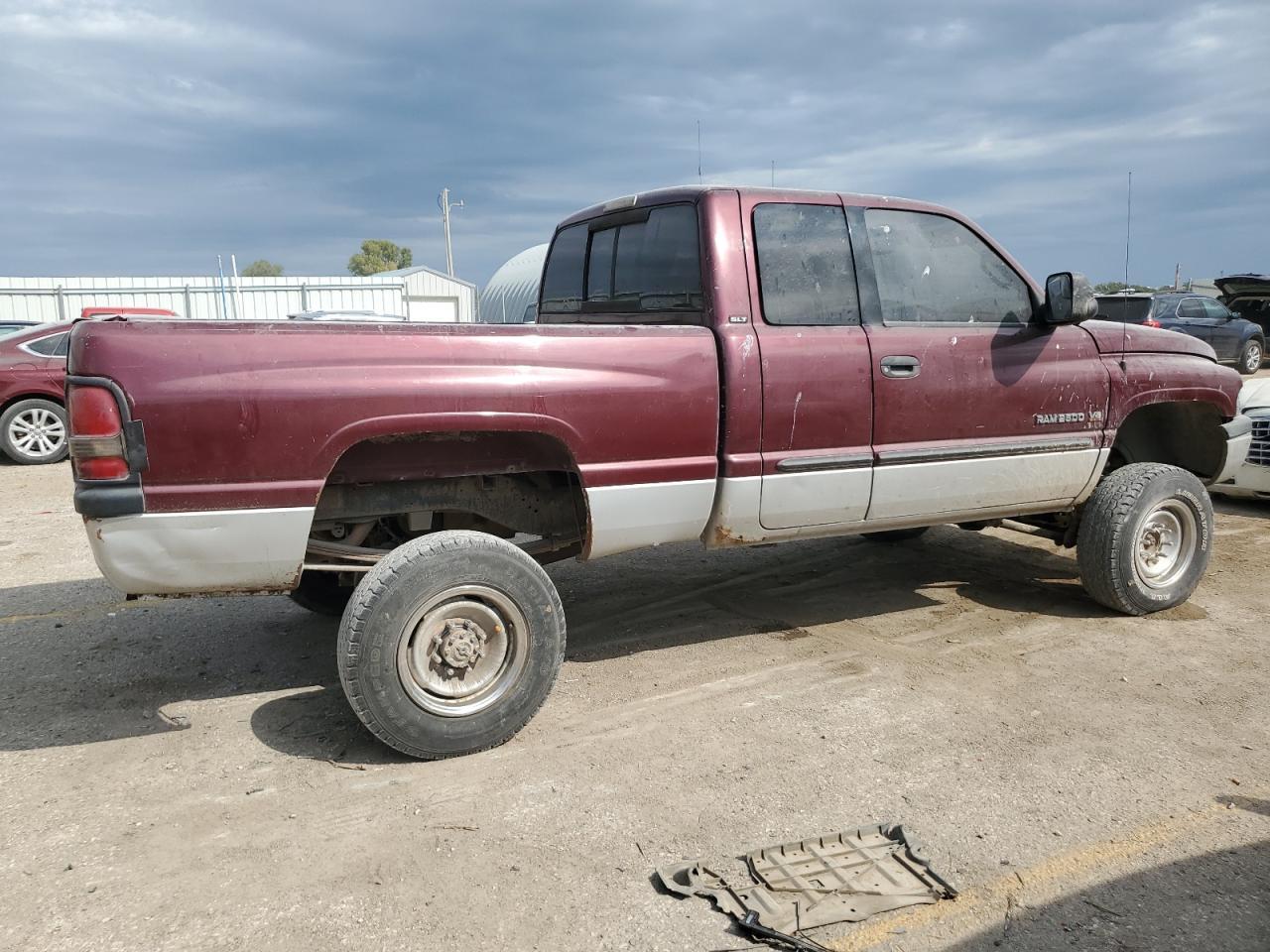 2001 Dodge Ram 2500 - Image 3