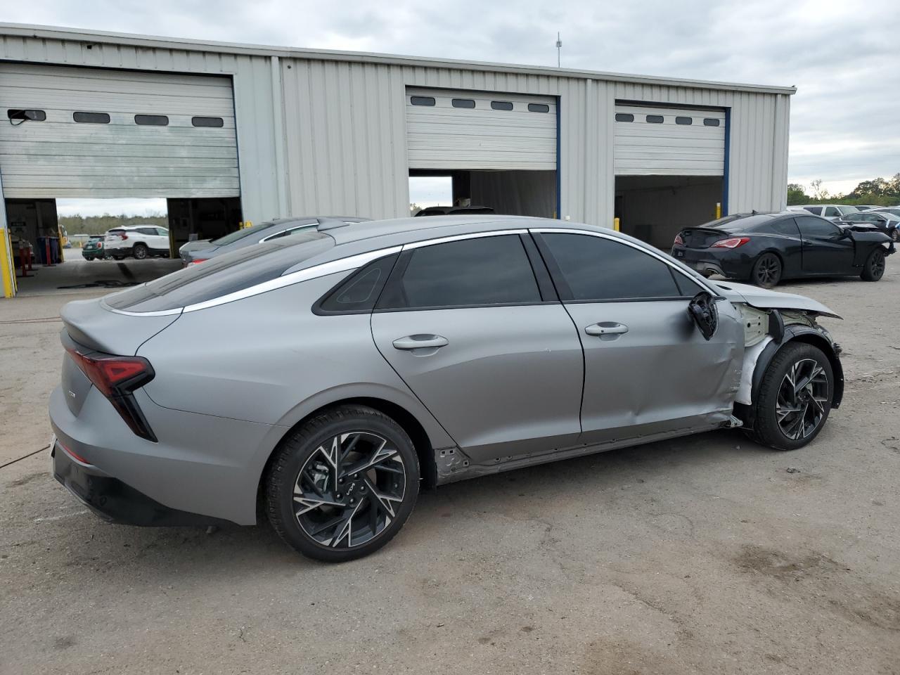 2026 Kia K5 Gt Line - Фото 3