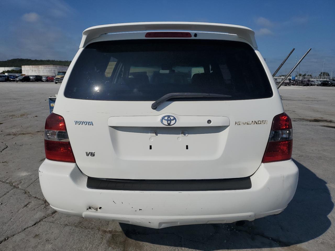 2004 Toyota Highlander Base - Фото 6