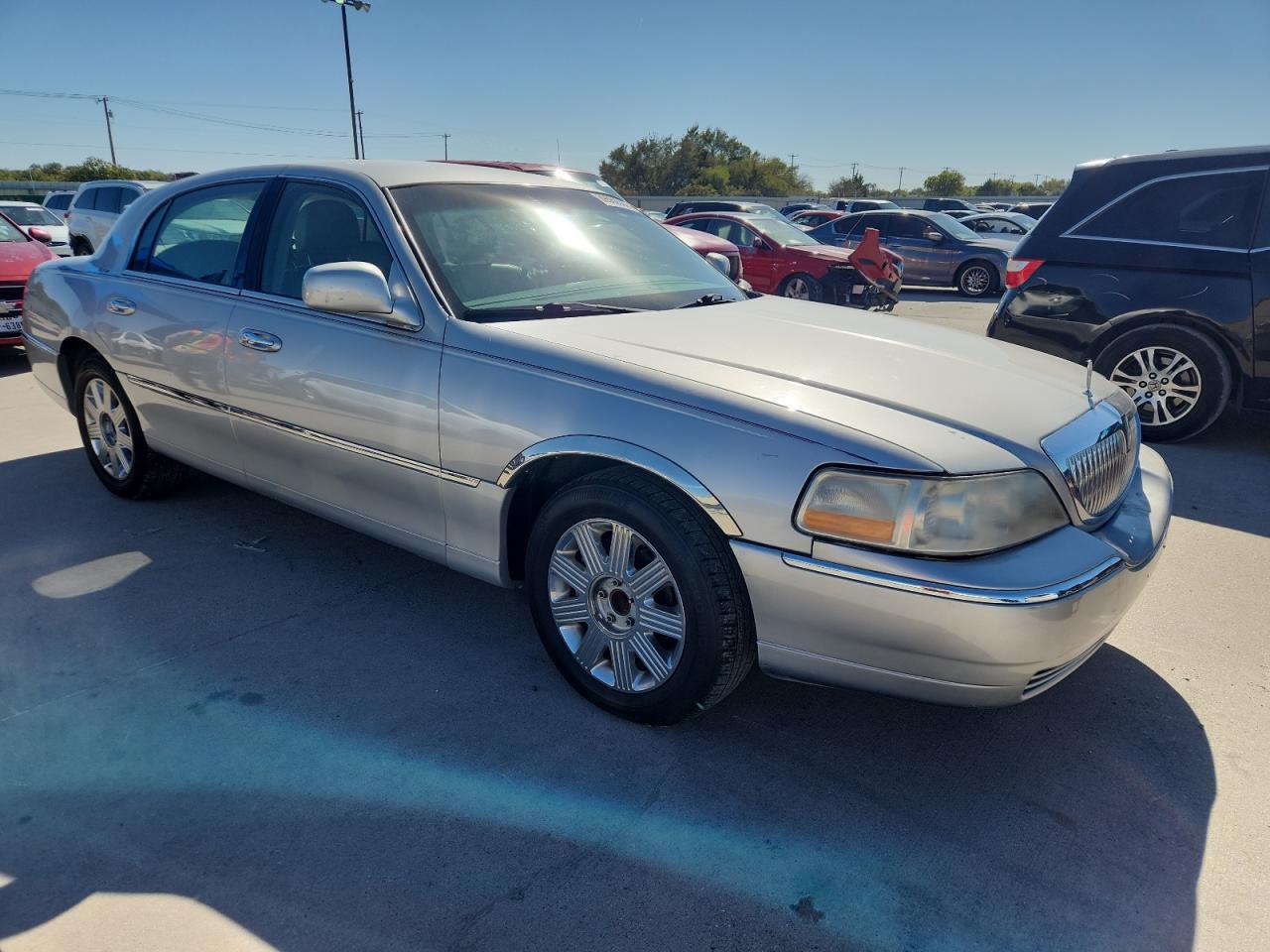 2007 Lincoln Town Car Signature - Фото 4