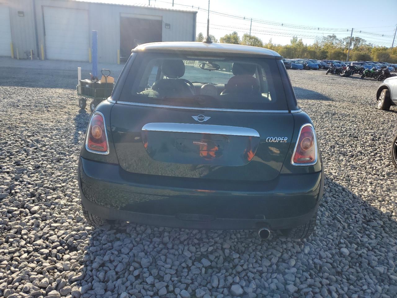 2010 Mini Cooper - Фото 6