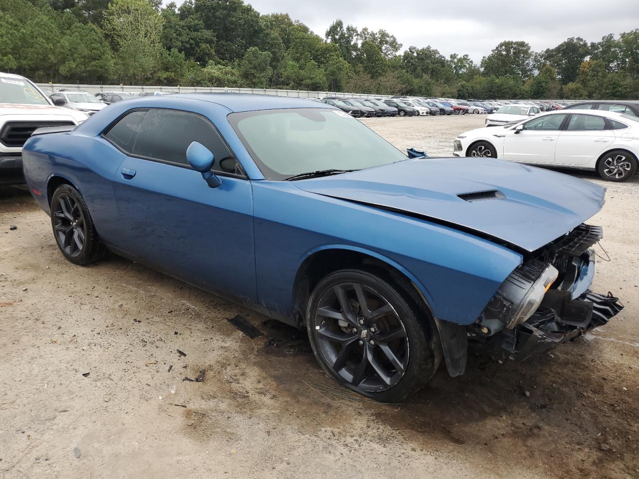 2022 Dodge Challenger Sxt - Фото 4