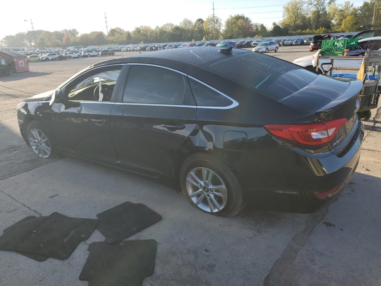 2017 Hyundai Sonata Se - Фото 2