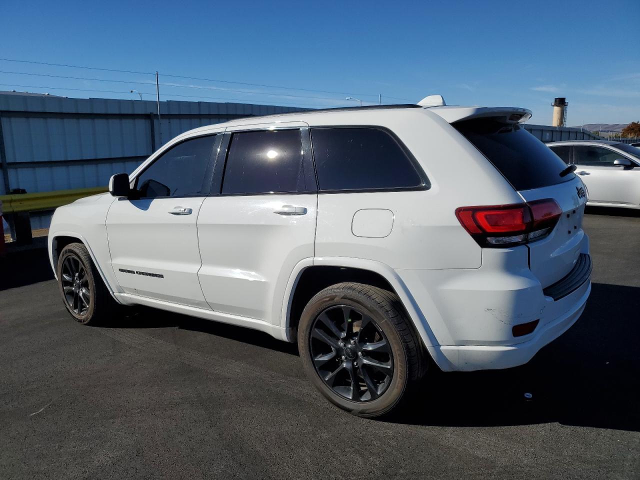 2020 Jeep Grand Cherokee Laredo - Фото 2