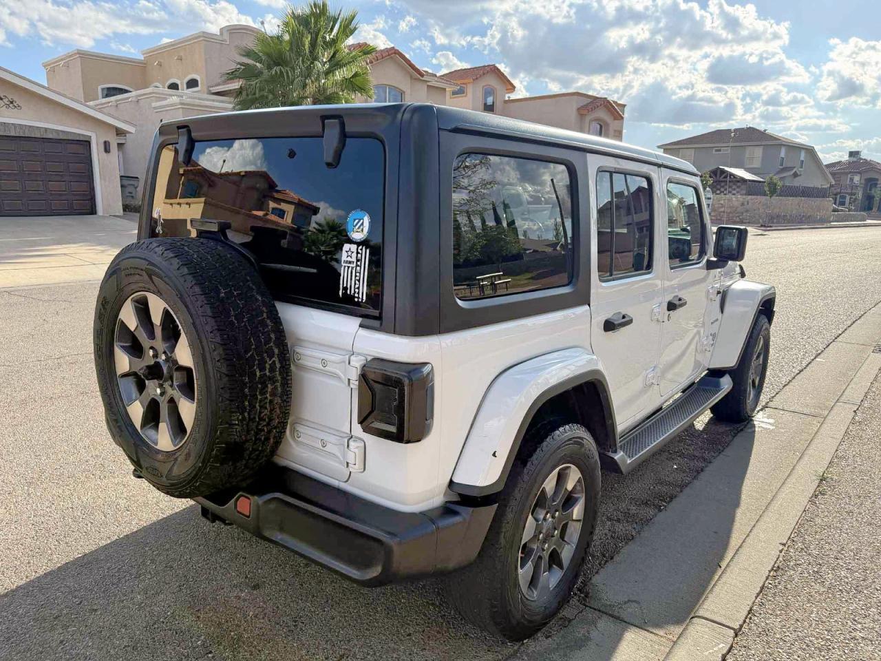 2020 Jeep Wrangler Unlimited Sahara - Фото 4