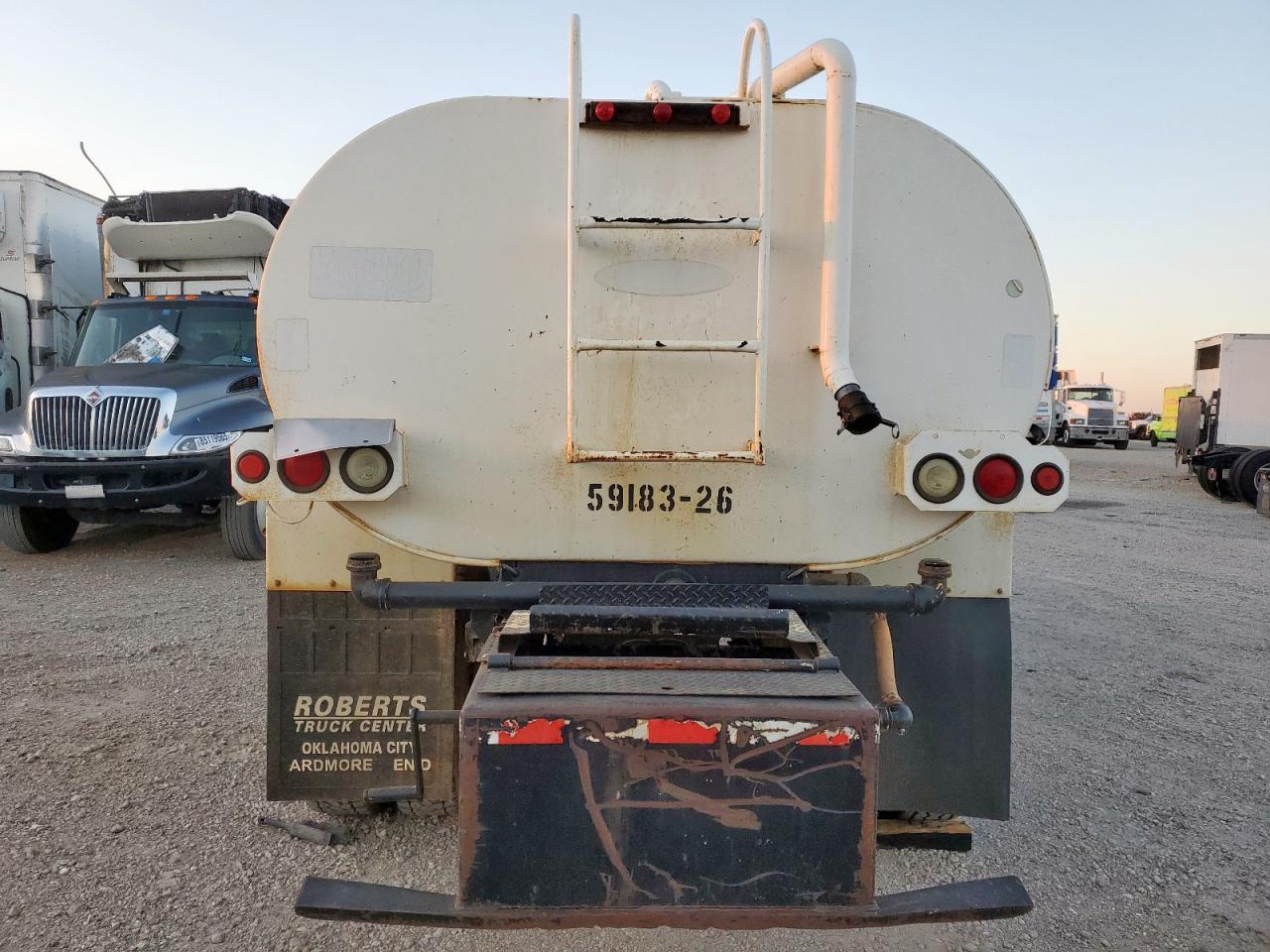 2012 Ford F750 Super Duty - Фото 6