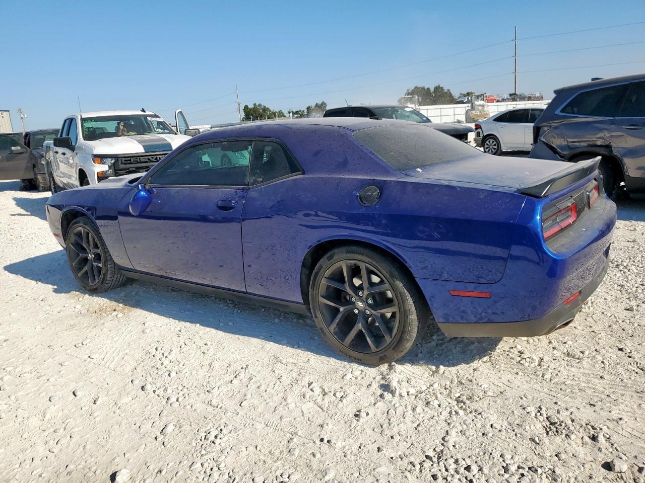 2020 Dodge Challenger Sxt - Фото 2