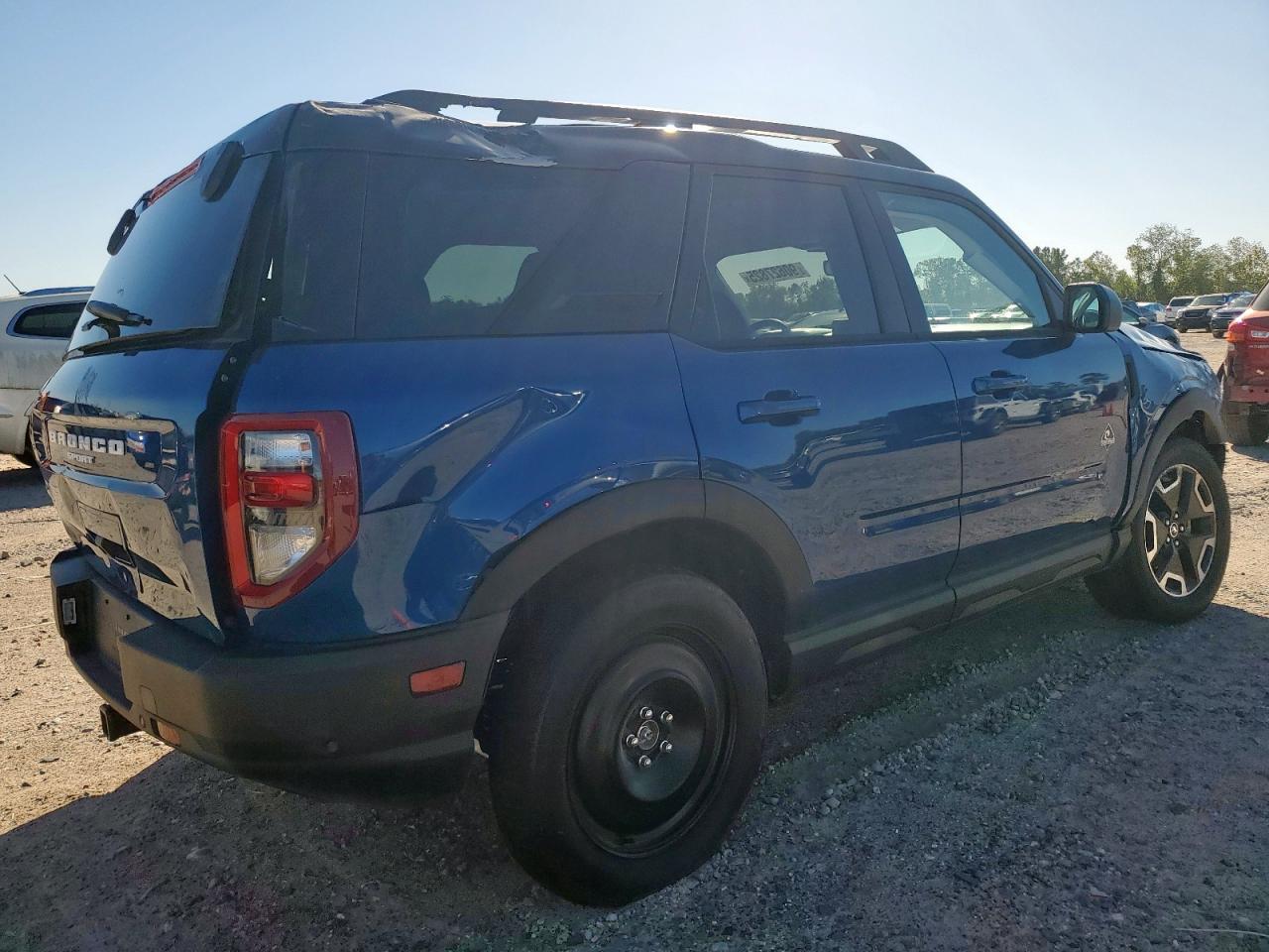 2024 Ford Bronco Sport Outer Banks - Фото 3