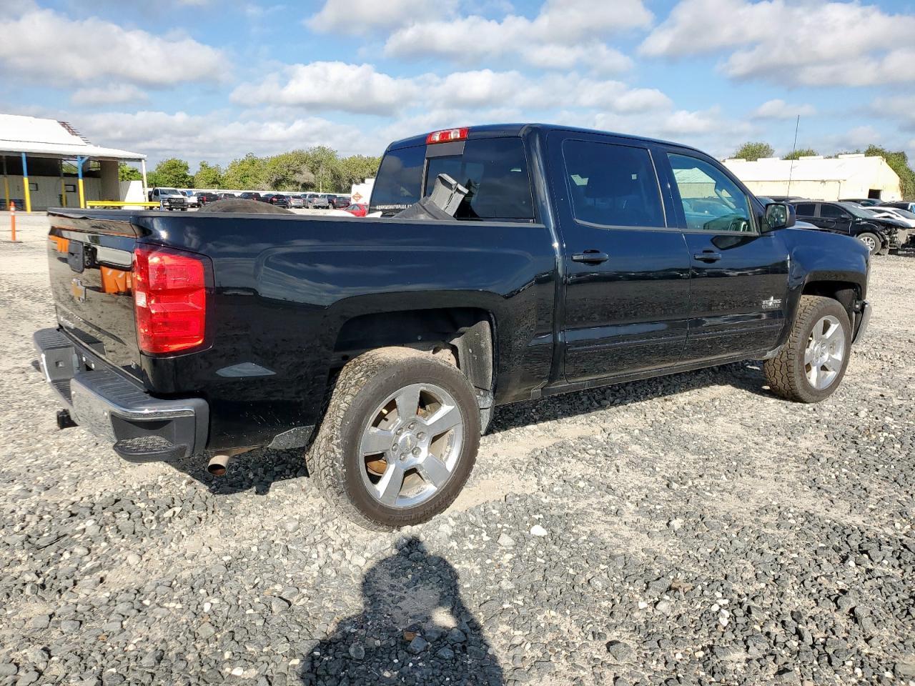 2018 Chevrolet Silverado C1500 Lt - Image 3