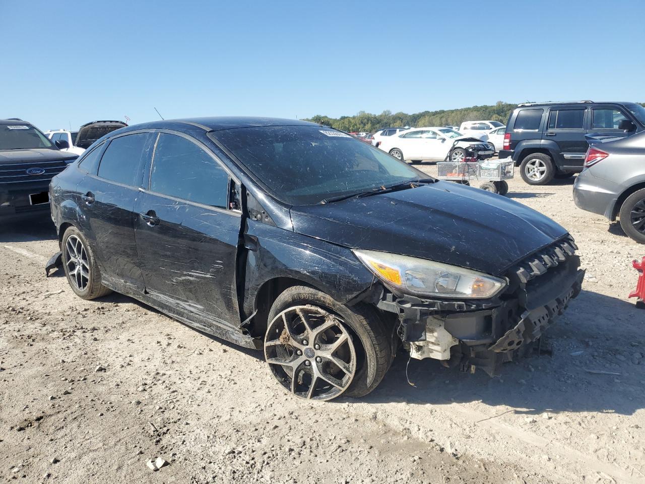 2016 Ford Focus Se - Image 4