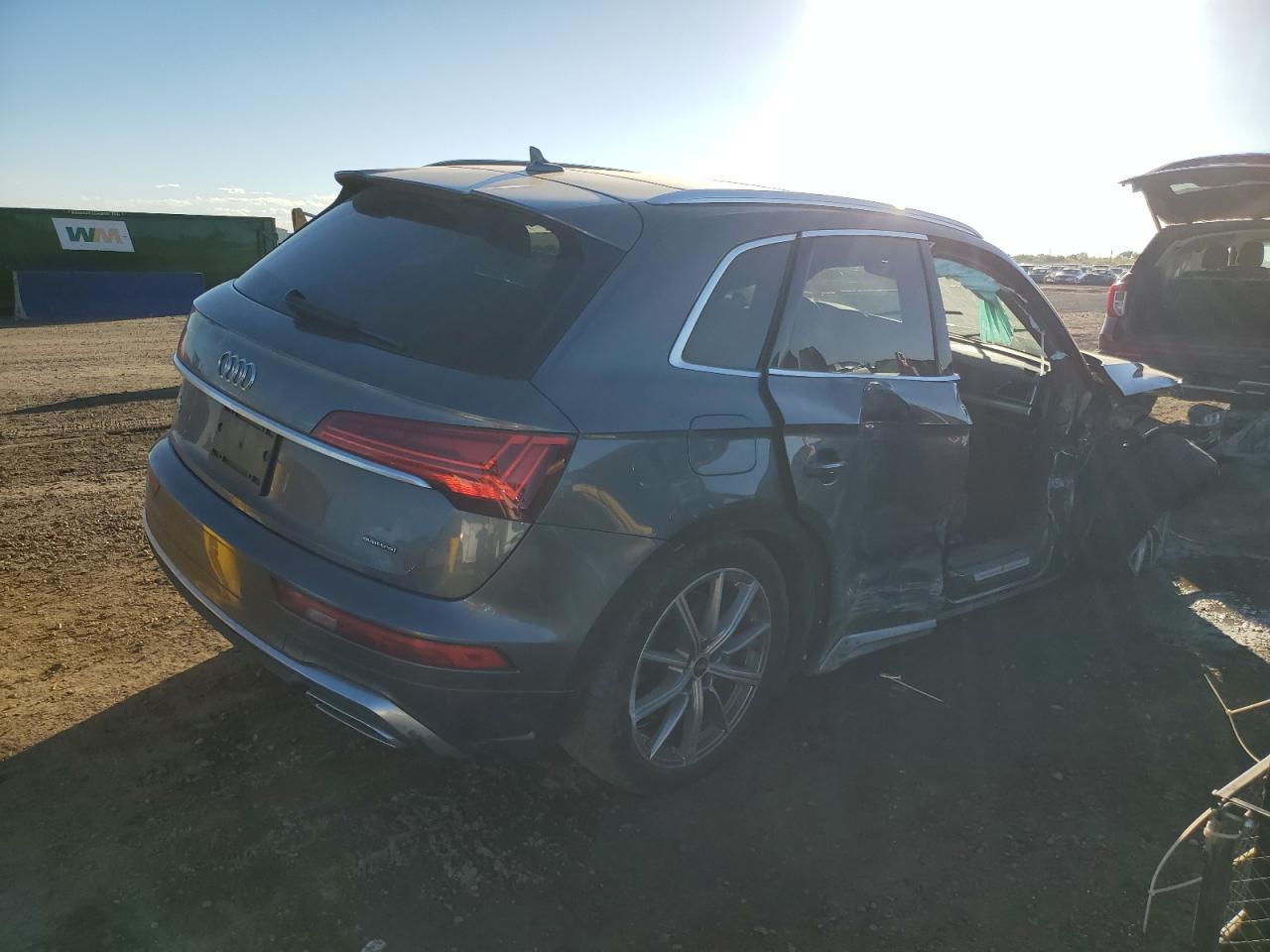 2021 Audi Q5 E Premium Plus - Image 3