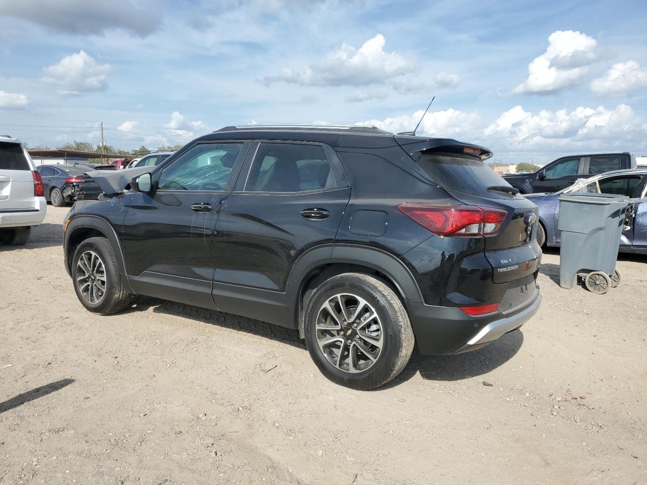 2025 Chevrolet Trailblazer Lt - Фото 2