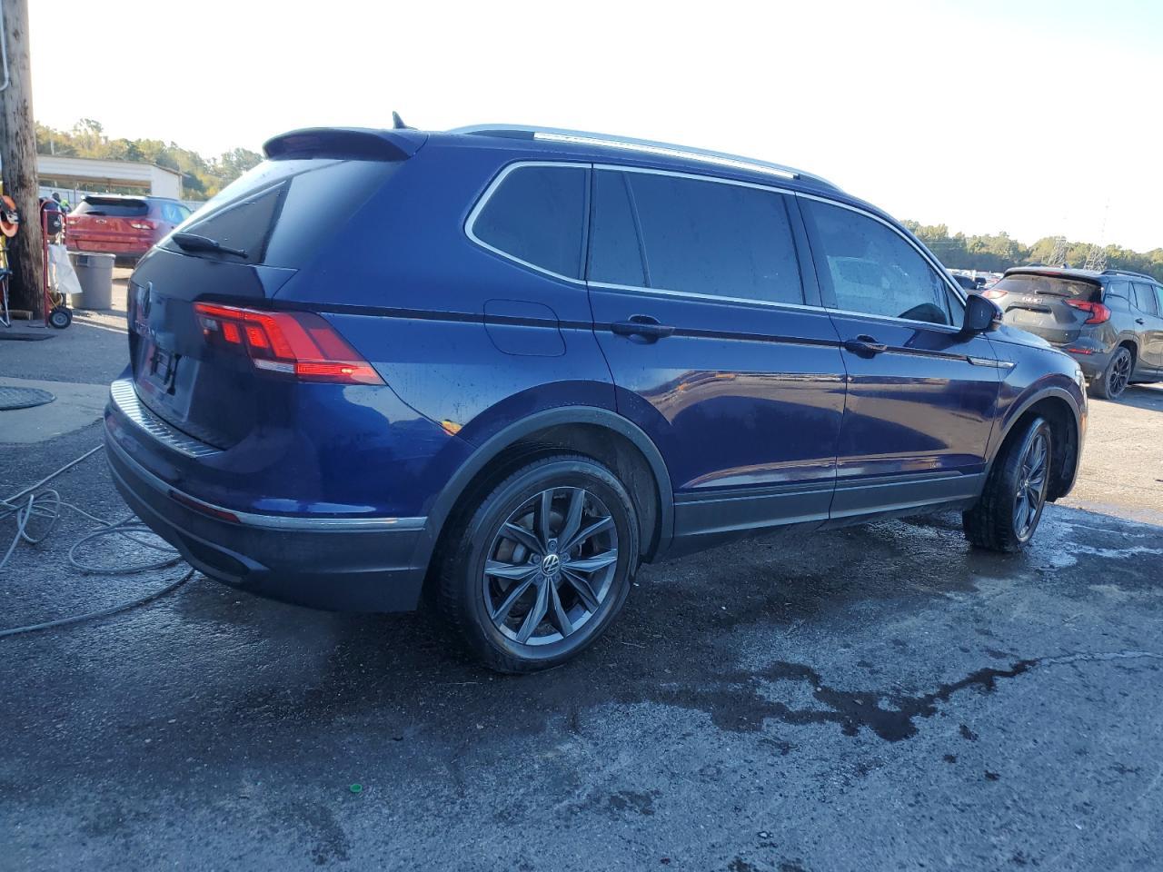 2023 Volkswagen Tiguan Se - Фото 3