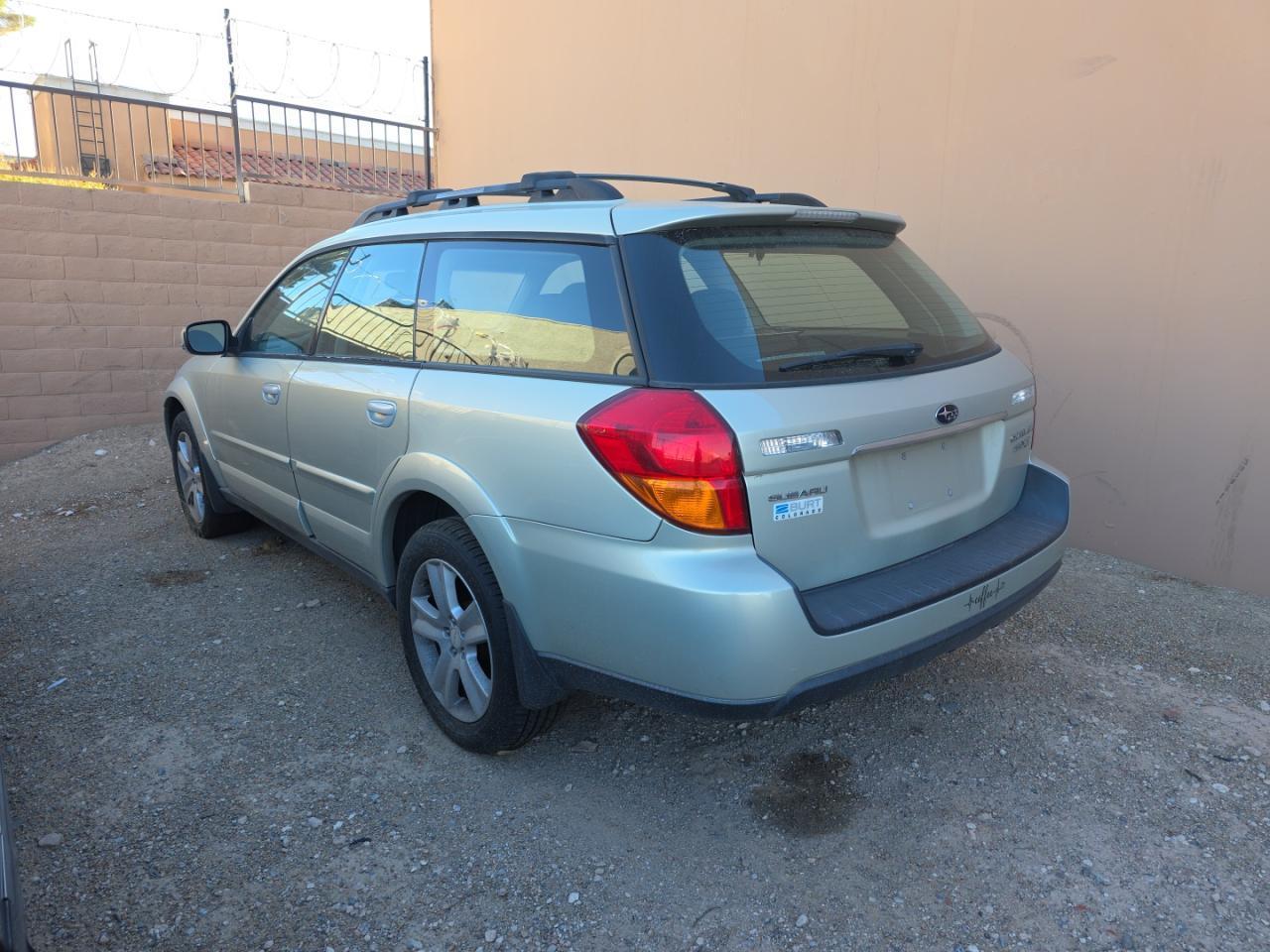 2005 Subaru Legacy Outback 2.5 Xt - Фото 3