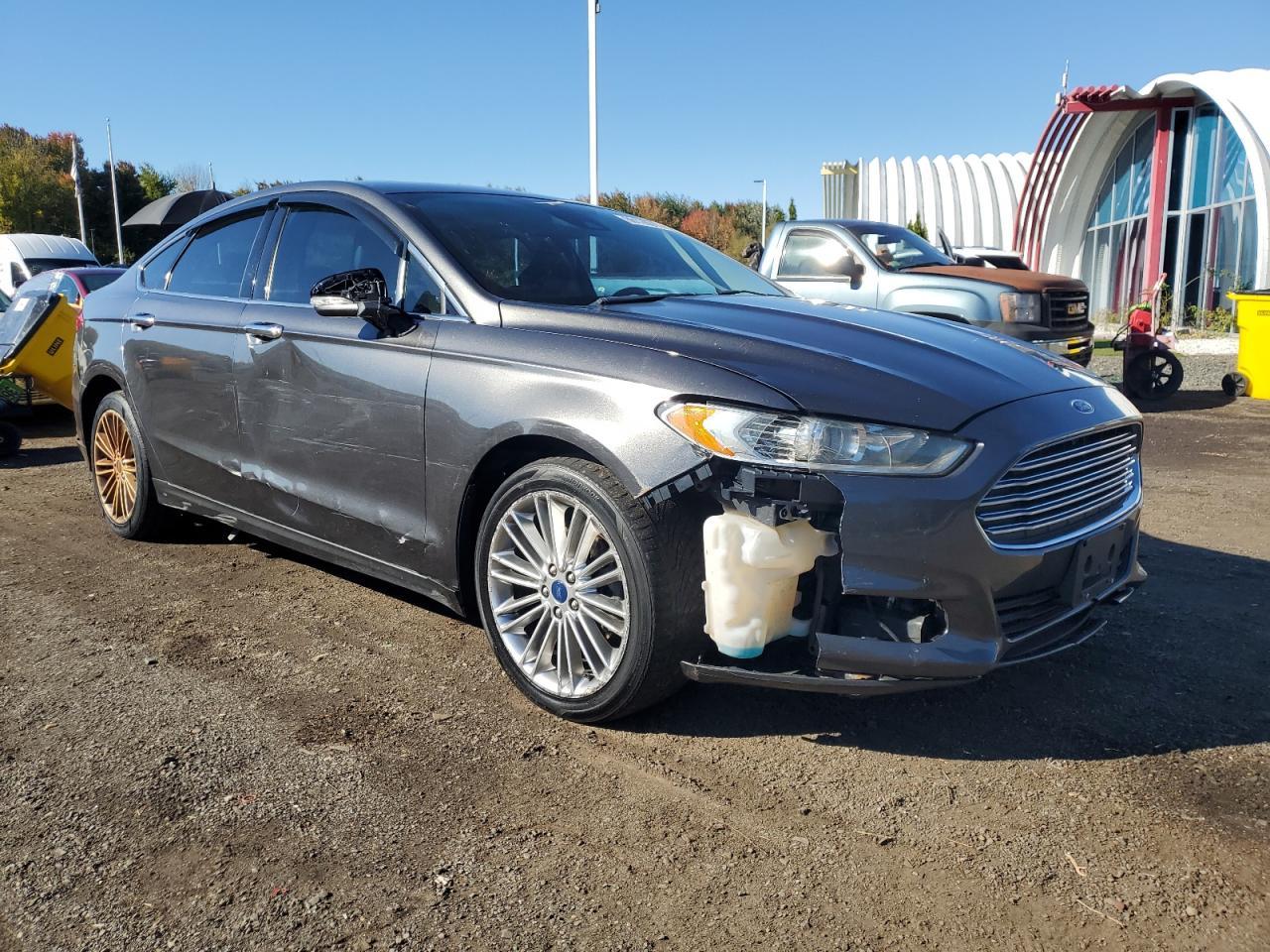 2015 Ford Fusion Se - Фото 4