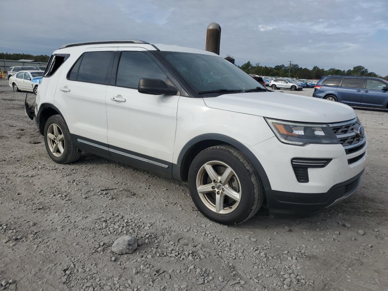 2018 Ford Explorer Xlt - Фото 4