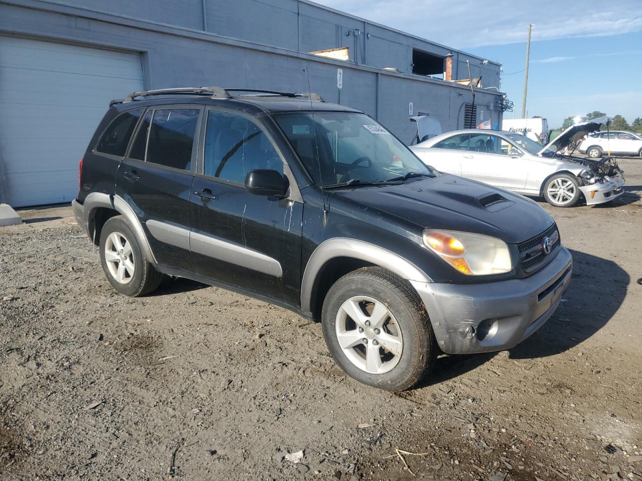 2004 Toyota Rav4 - Image 4