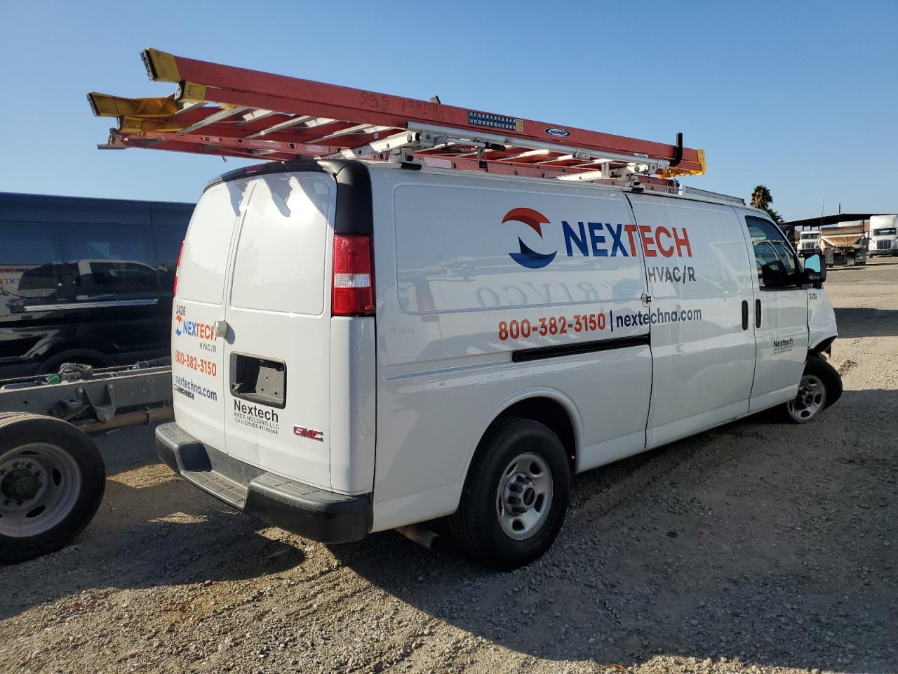 2023 GMC Savana G2500 Utility / Service Van - Фото 3