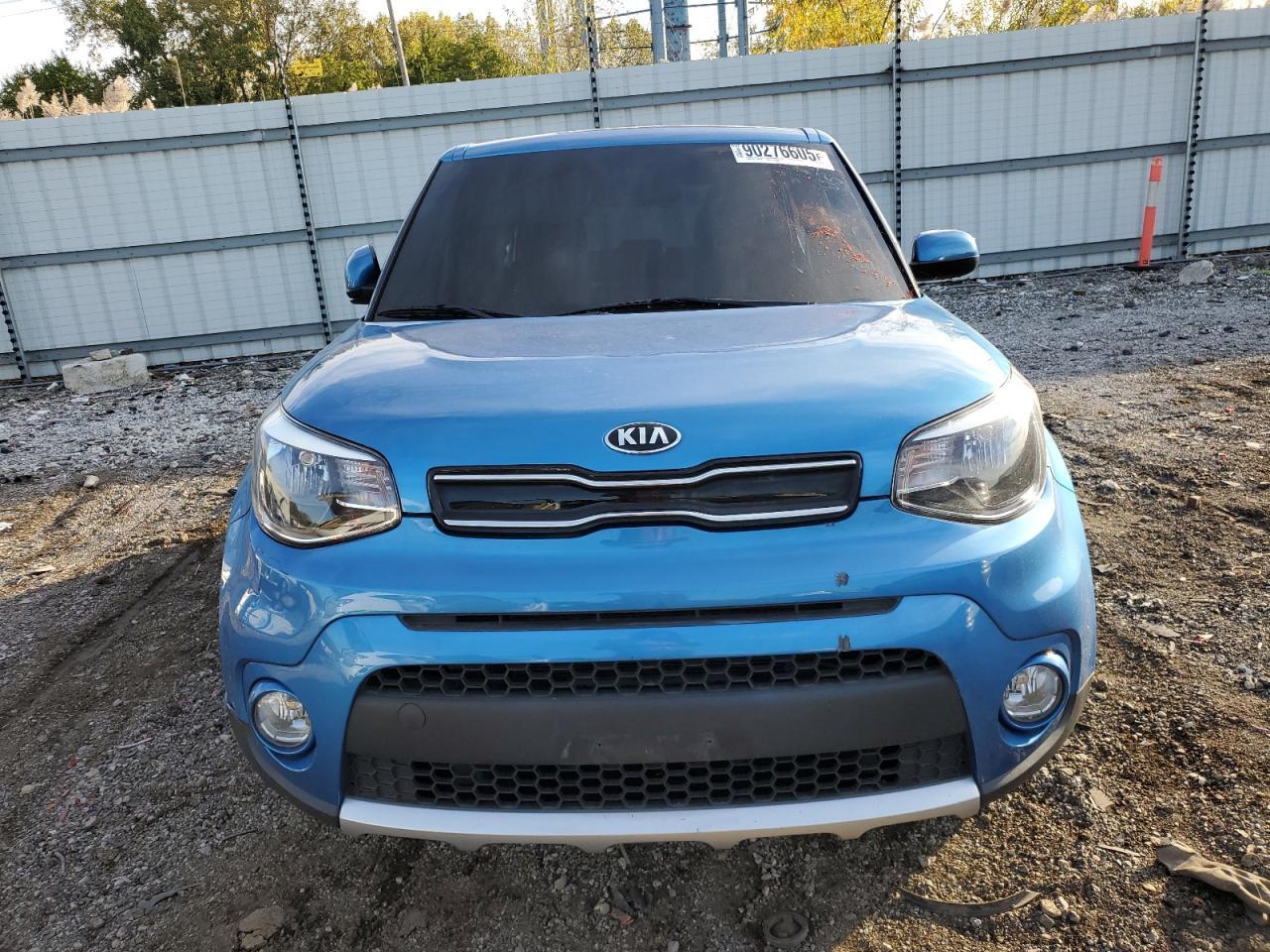 2017 Kia Soul + - Image 5