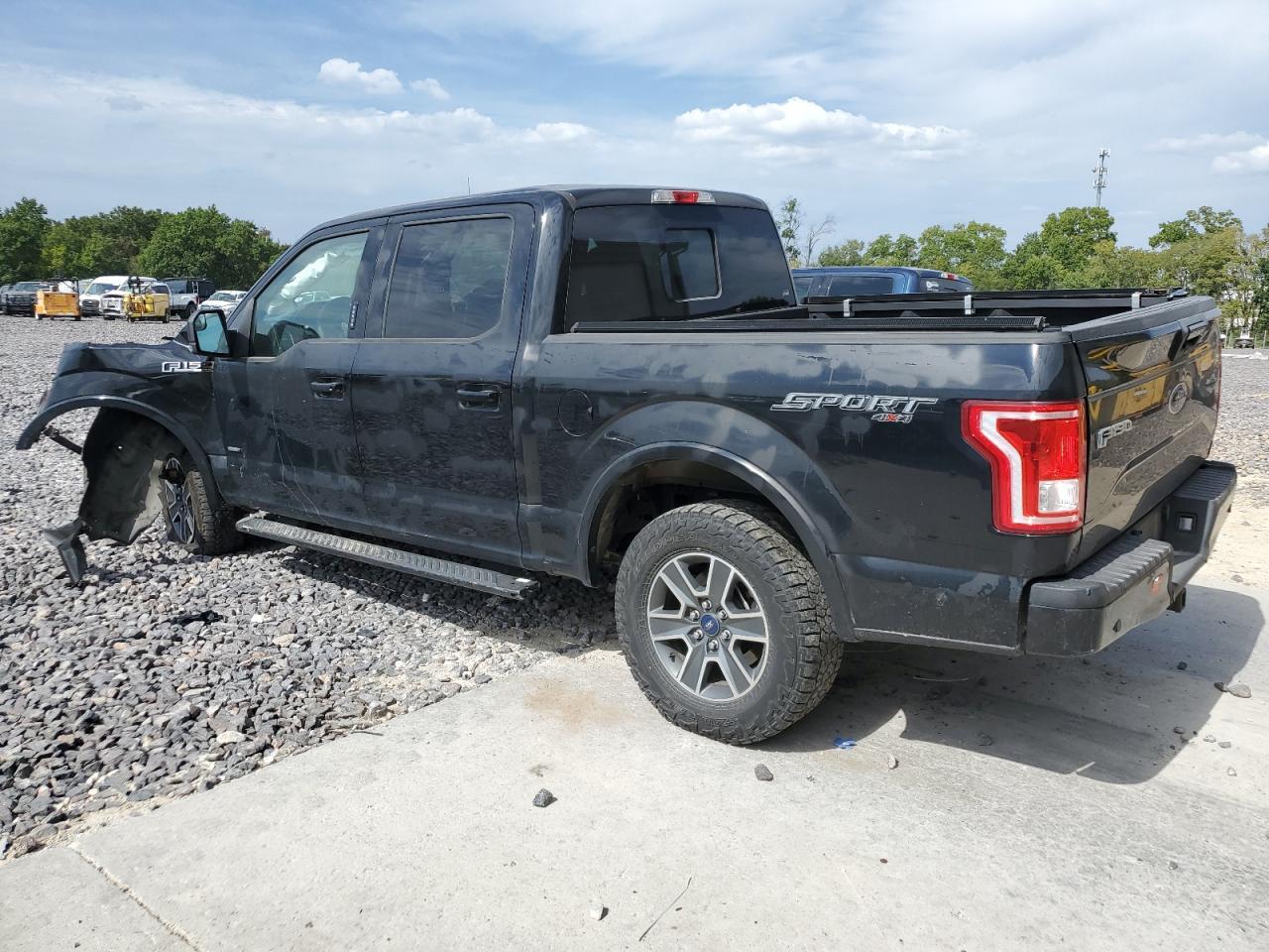 2016 Ford F150 Supercrew - Фото 2