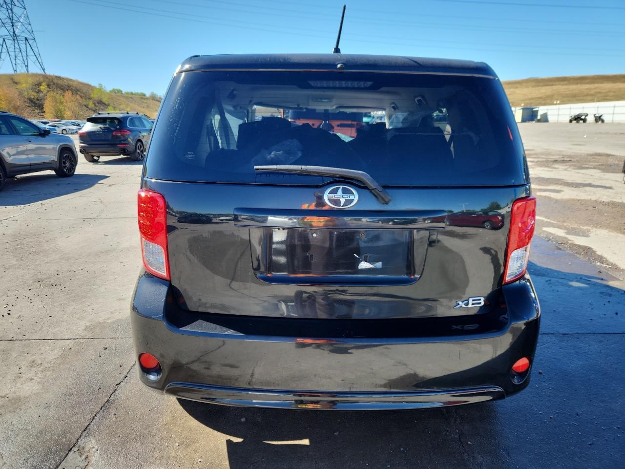 2015 Toyota Scion Xb - Image 6