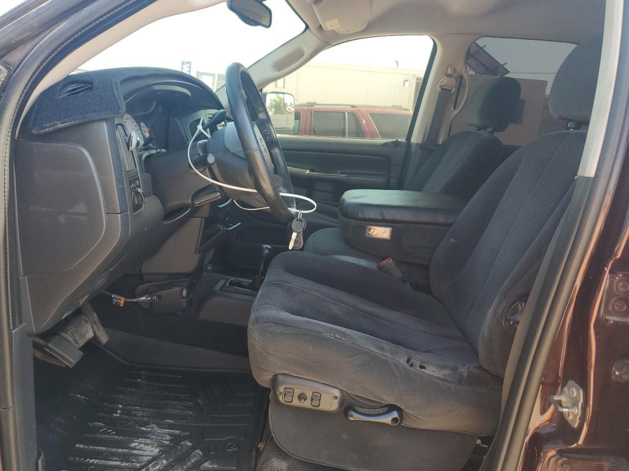 2004 Dodge Ram 2500 St - Image 7