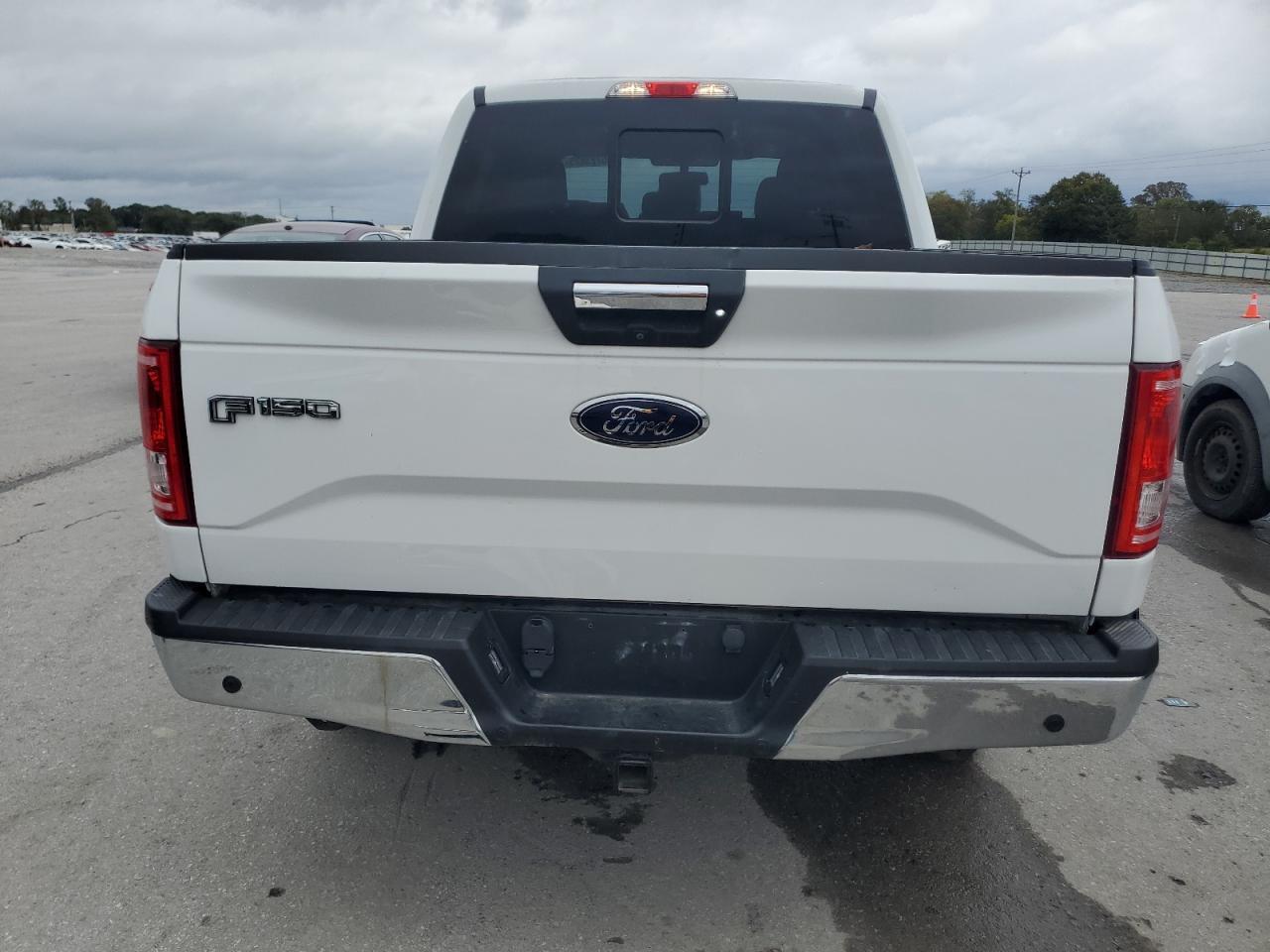 2016 Ford F150 Supercrew - Image 6