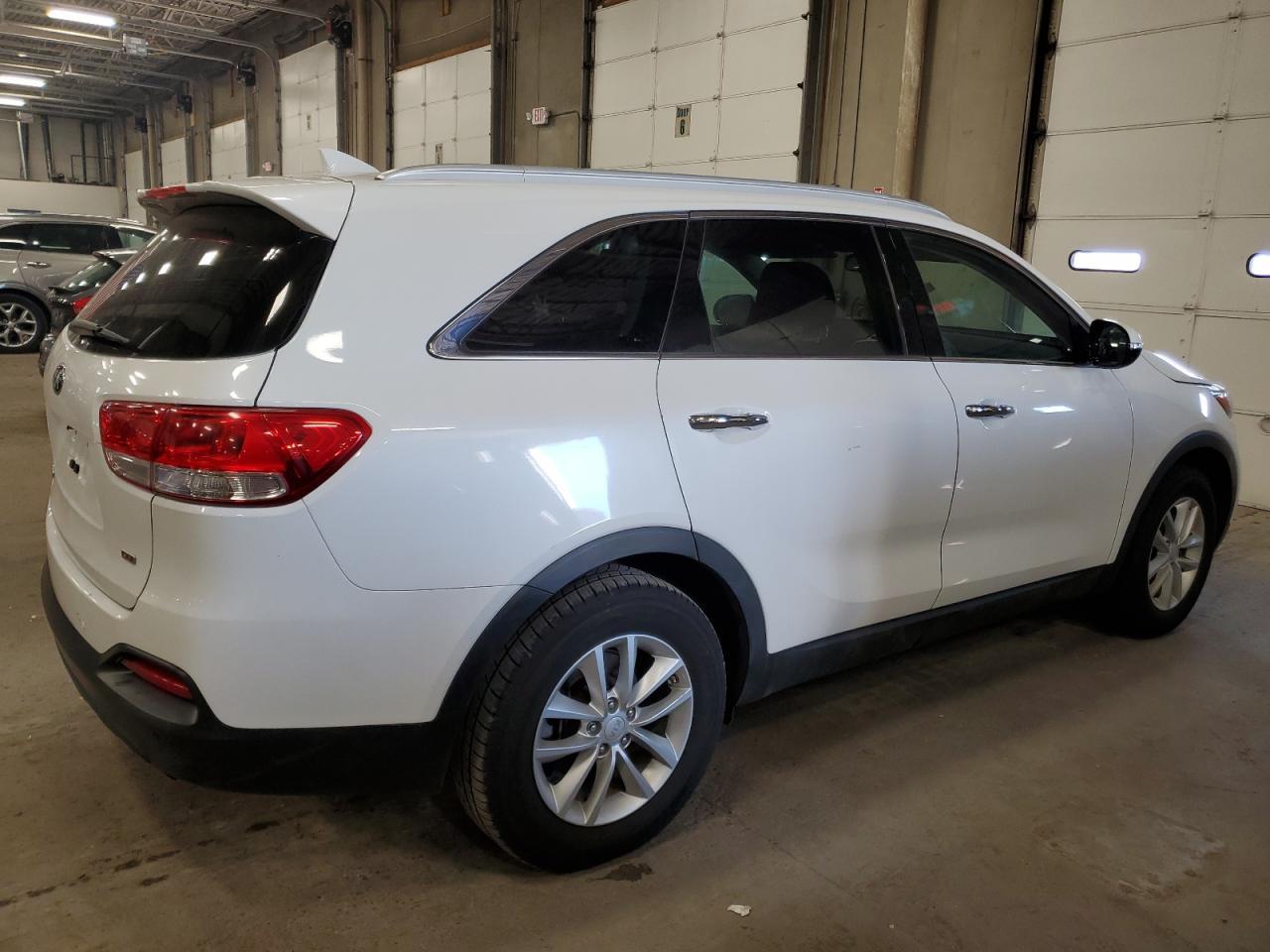 2017 Kia Sorento Lx - Фото 3