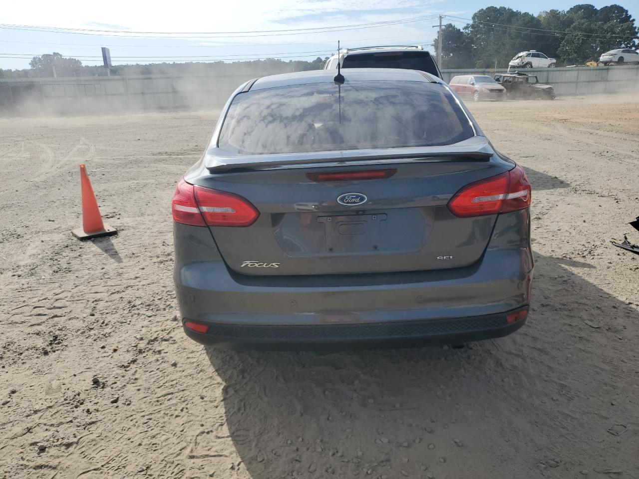 2017 Ford Focus Sel - Фото 6