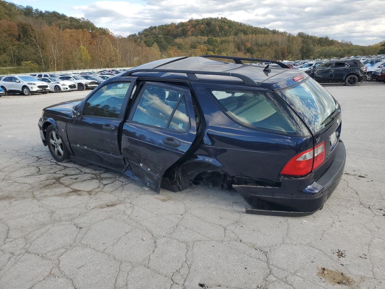 2002 Saab 9-5 Arc - Image 2